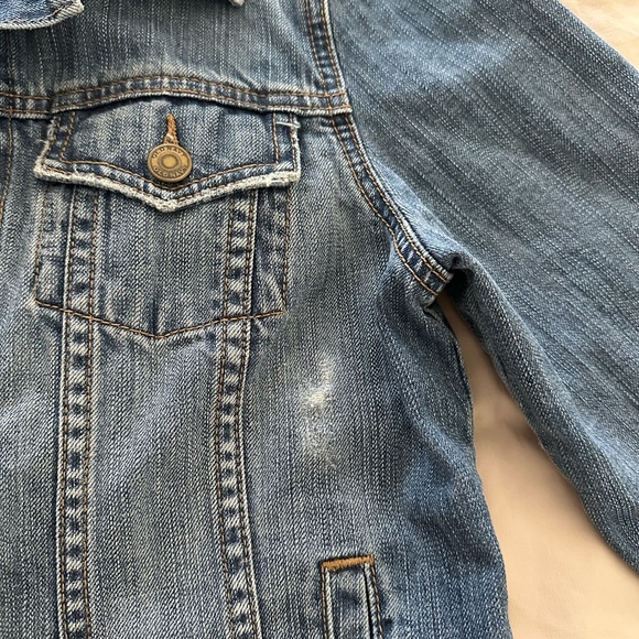 Woman’s Jean jacket - Picture 3 of 5